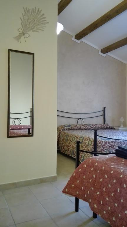 Agriturismo Monte Pino 텔티 외부 사진