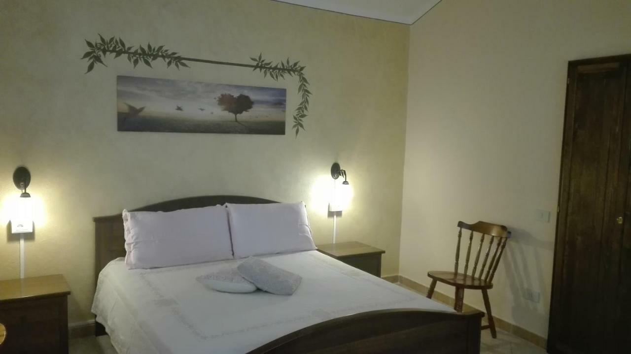 Agriturismo Monte Pino 텔티 외부 사진
